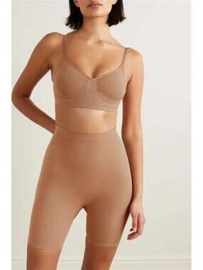 SKIMS Sculpting High Waisted Mid Thigh Shorts Sienna Size Small NWT